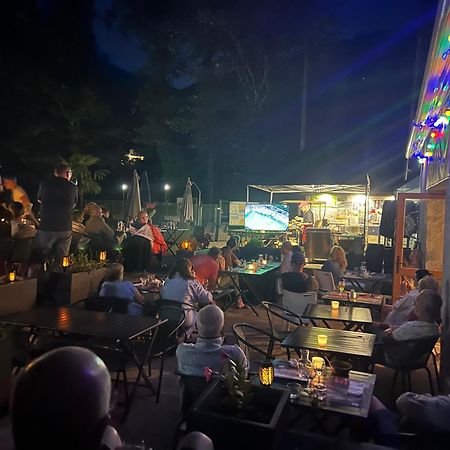 לארונס Camping Du Valentin מראה חיצוני תמונה